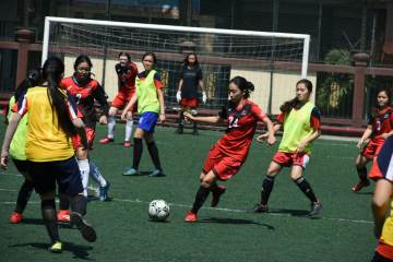 3位旧将现身世界杯：2锋霸上演国安德比，昔日“吐饼王”单挑C罗｜熊猫体育官方网站（配图示意）